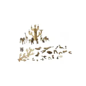 Close-up of wooden animal pieces from Green Robot Tech’s forest animal DIY kit, designed for creative assembly and STEAM learning