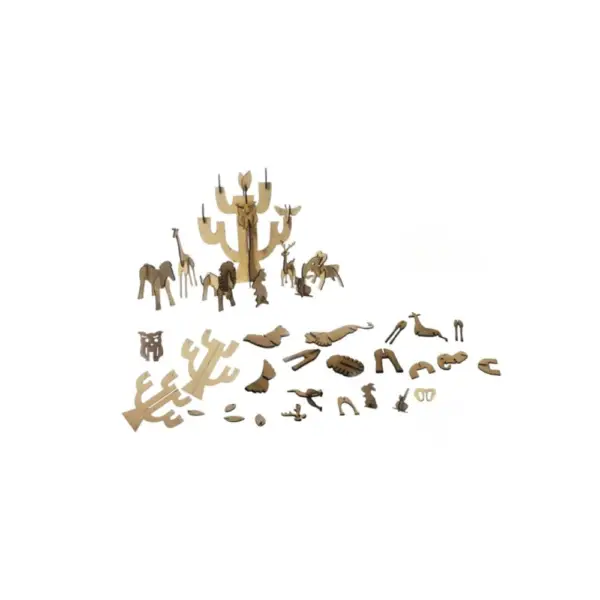 Close-up of wooden animal pieces from Green Robot Tech’s forest animal DIY kit, designed for creative assembly and STEAM learning